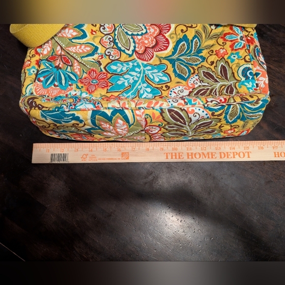 Vera Bradley Provencal Set: Messenger Bag, Tote, Purse, Wristlet Yellow Print - Picture 5 of 16